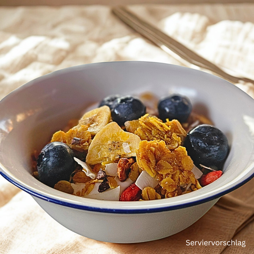 Golden Crunch Granola – Knuspriges Ofen-Granola mit Kokos, Kakao & Banane